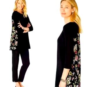 SALE LAST CHANCE! 
Floral JJill Wearever Top M